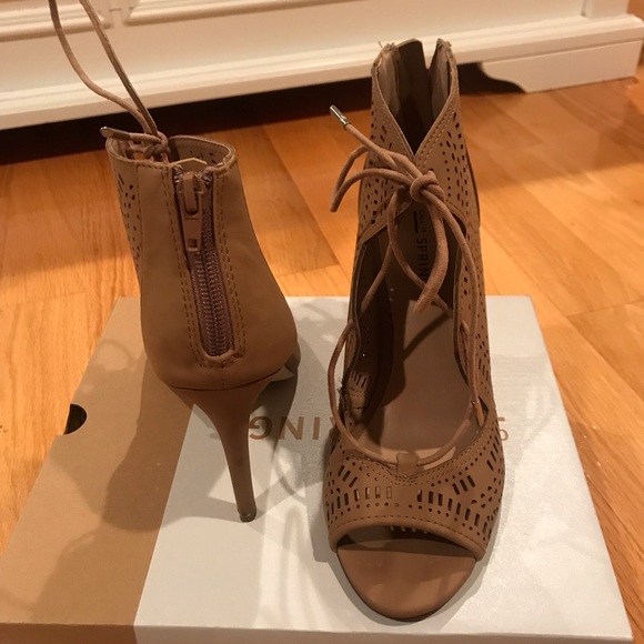 CALL IT SPRING ASONIEL HEELS - Picture 1 of 4